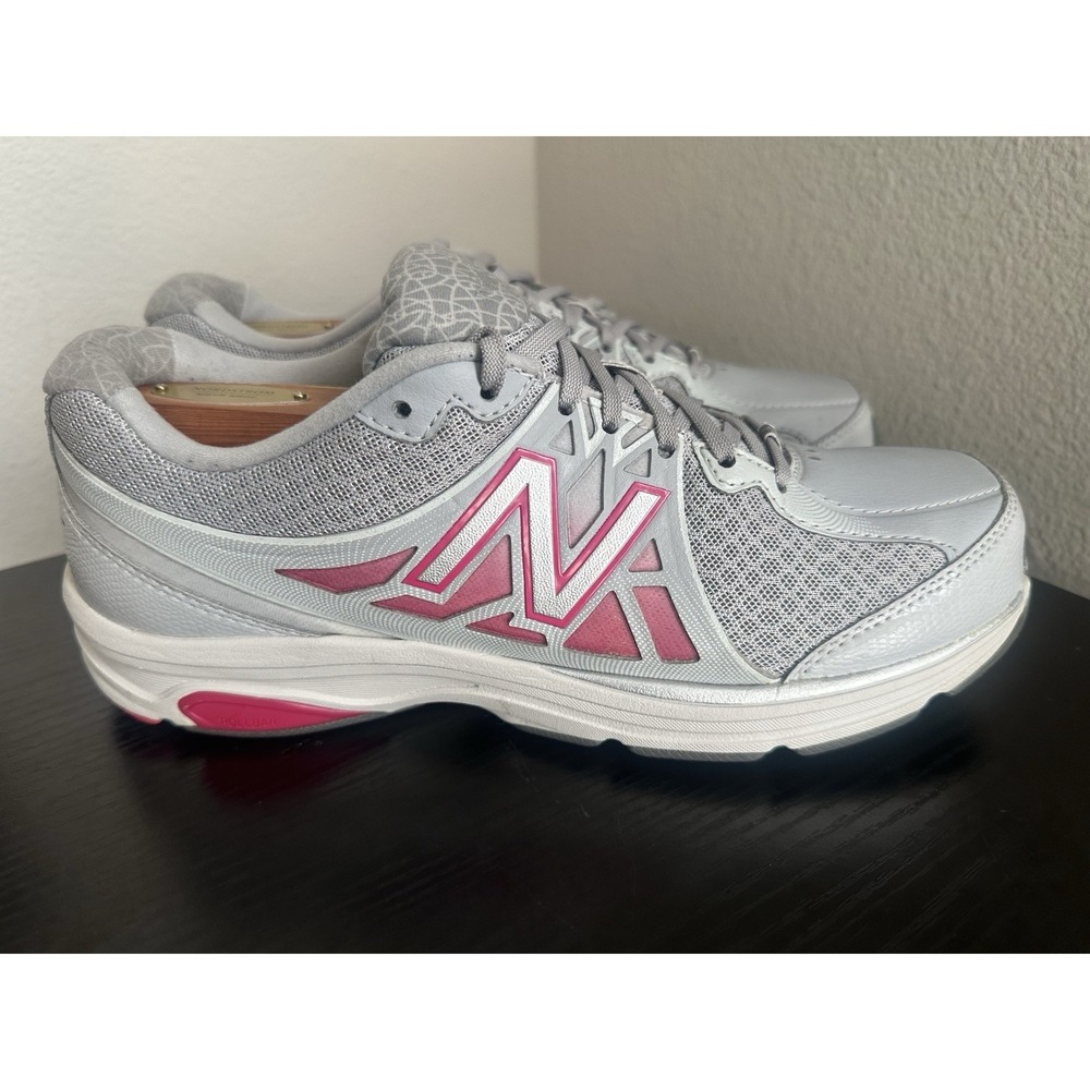New Balance Women's 847 v2 Walking Sz 13 2A Grey Pink Shoes Sneakers Comfort EUC